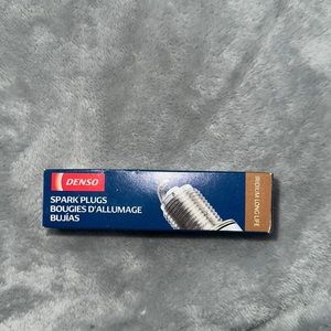 DENSO Iridium Long-Life Spark Plug FK20HR11, 3426